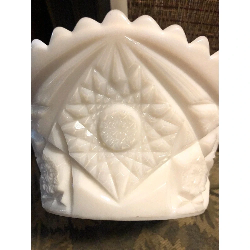 Kemple Valtec Pair Prescut Milk Glass 6.5